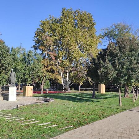 Cosy Inner City Getaway Bestern Szeged Esterno foto