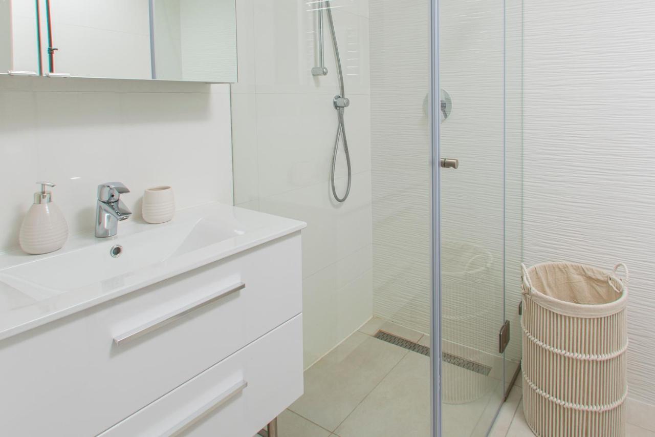 Cosy Inner City Getaway Bestern Szeged Esterno foto